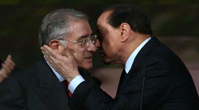berlusconi dellutri bacio 820 c imagoeconomica 1295345
